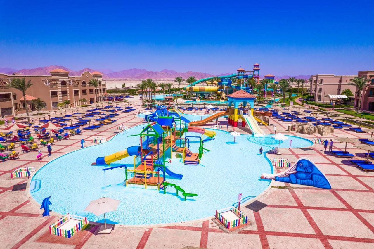 Charmillion Club Aquapark Hotel Sarm es-Sejk Kültér fotó Aqua Park at Hilton Sharm El Sheikh Resort